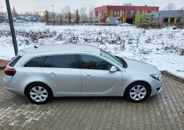 Opel Insignia cena 35700 przebieg: 216000, rok produkcji 2014 z Płock małe 781
